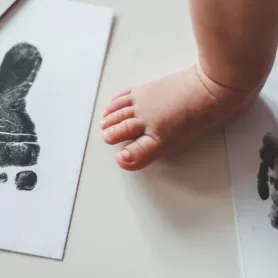 Baby kind erinnerungen abdruck hand fuss