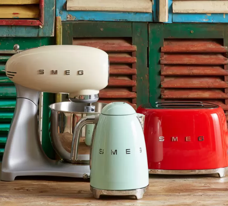 Smeg Teaser