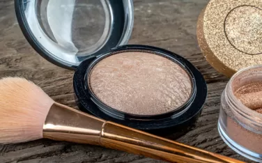 Bronzer highlighter teaser