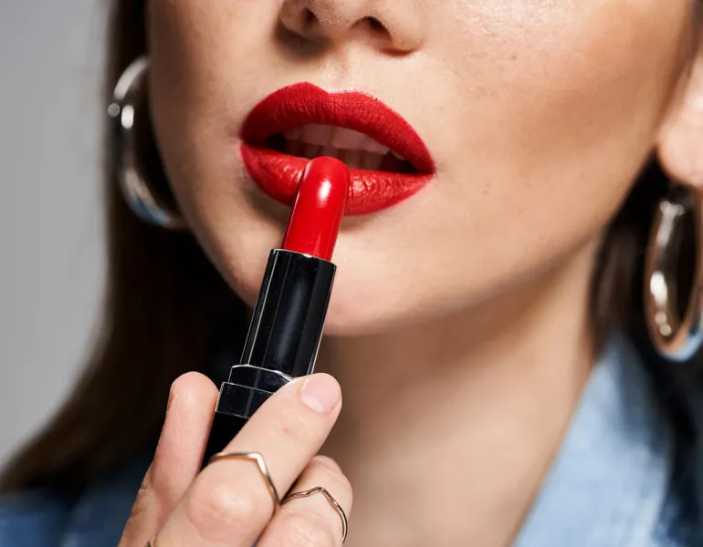 Weisse zaehne marionnaud lippenstift