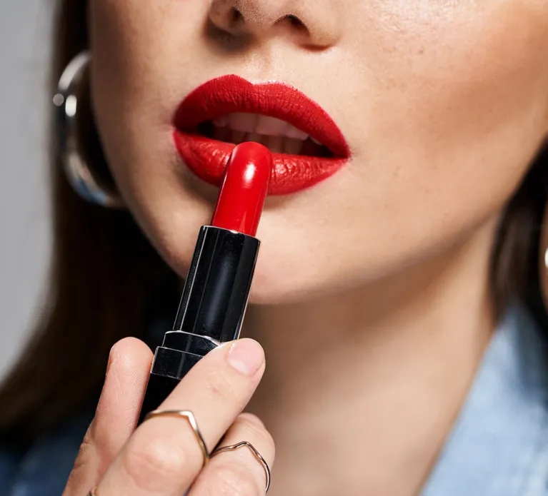 Weisse zaehne marionnaud lippenstift
