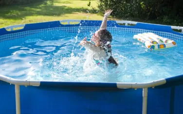 Pool badespass sommer teaser