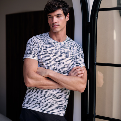 Stay Cool Men T shirt Ocean Drift Shorts Navy blue mood