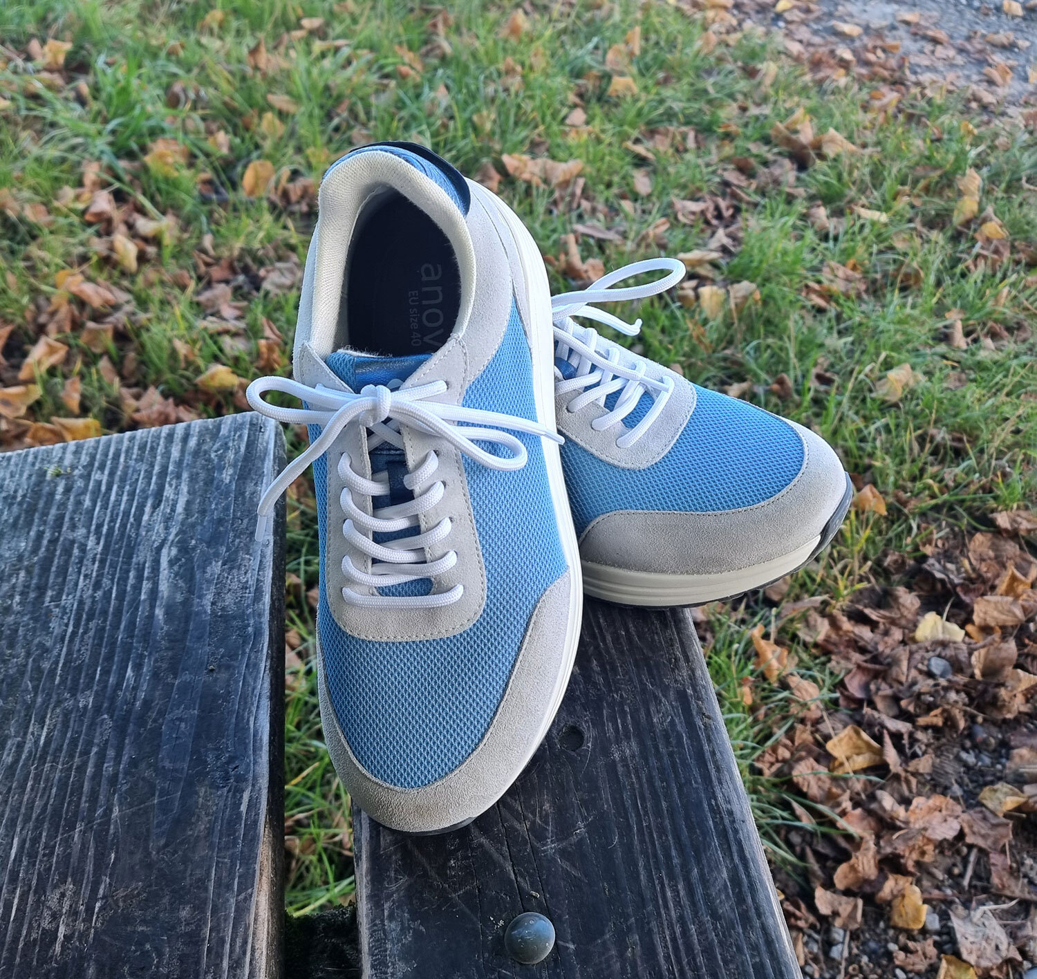 schuhe-draussen-einzeln